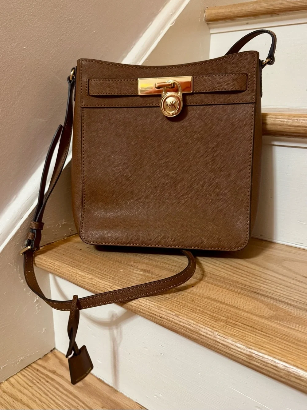 Michael Kors Hamilton Traveler NWOT NS Messenger Bag Luggage Saffiano Leather